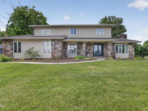 102 Sandpiper Circle, Kingsport, TN 37663