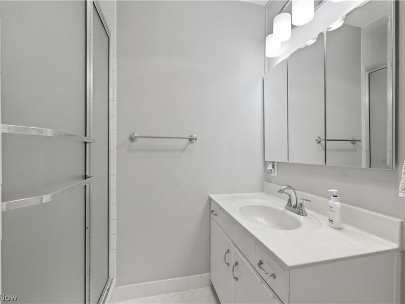 3167 Linden Road, Unit 201, Rocky River, OH 44116 Photo 17
