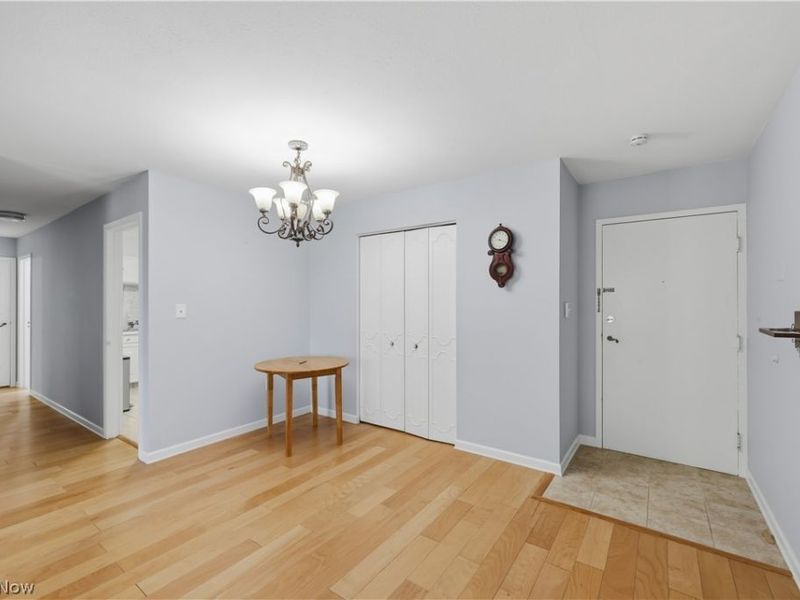 3167 Linden Road, Unit 201, Rocky River, OH 44116 Photo 6