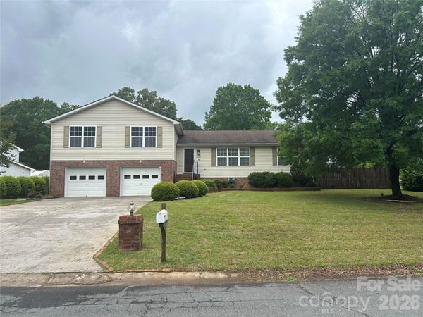 323 Swamp Fox Drive , Fort Mill, SC 29715