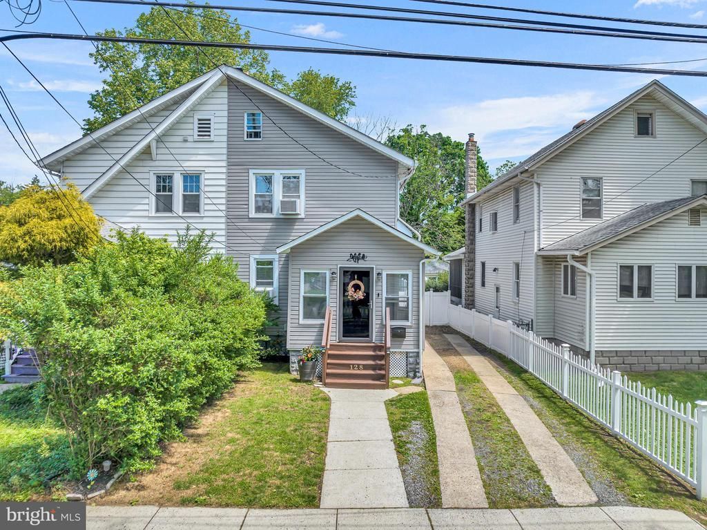128 Cinnaminson Avenue, Palmyra, NJ 08065 Main Photo