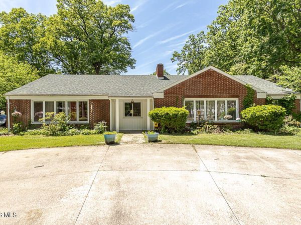 4611 Secor Road, Toledo, OH 43623