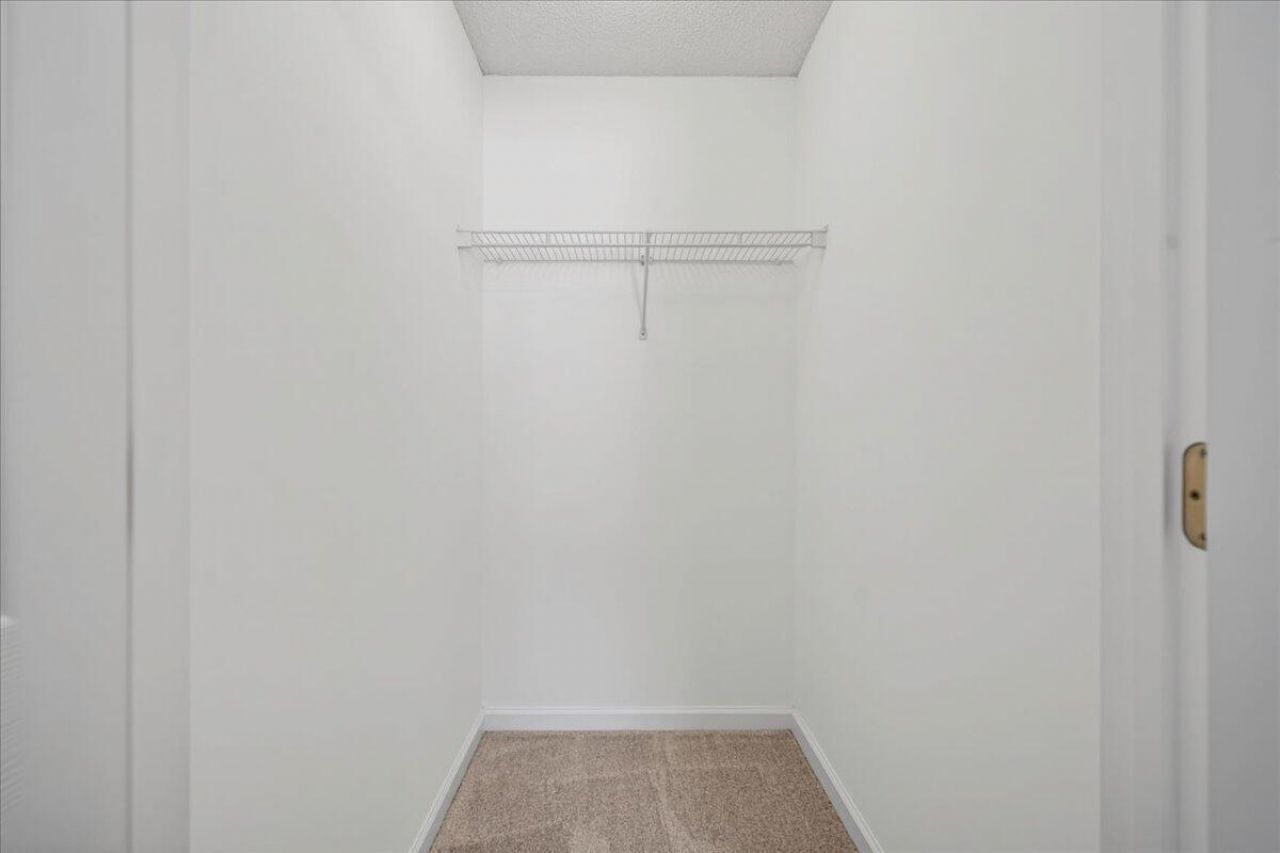 206 Dupont Way Photo 27