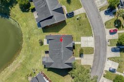 206 Dupont Way photo 4
