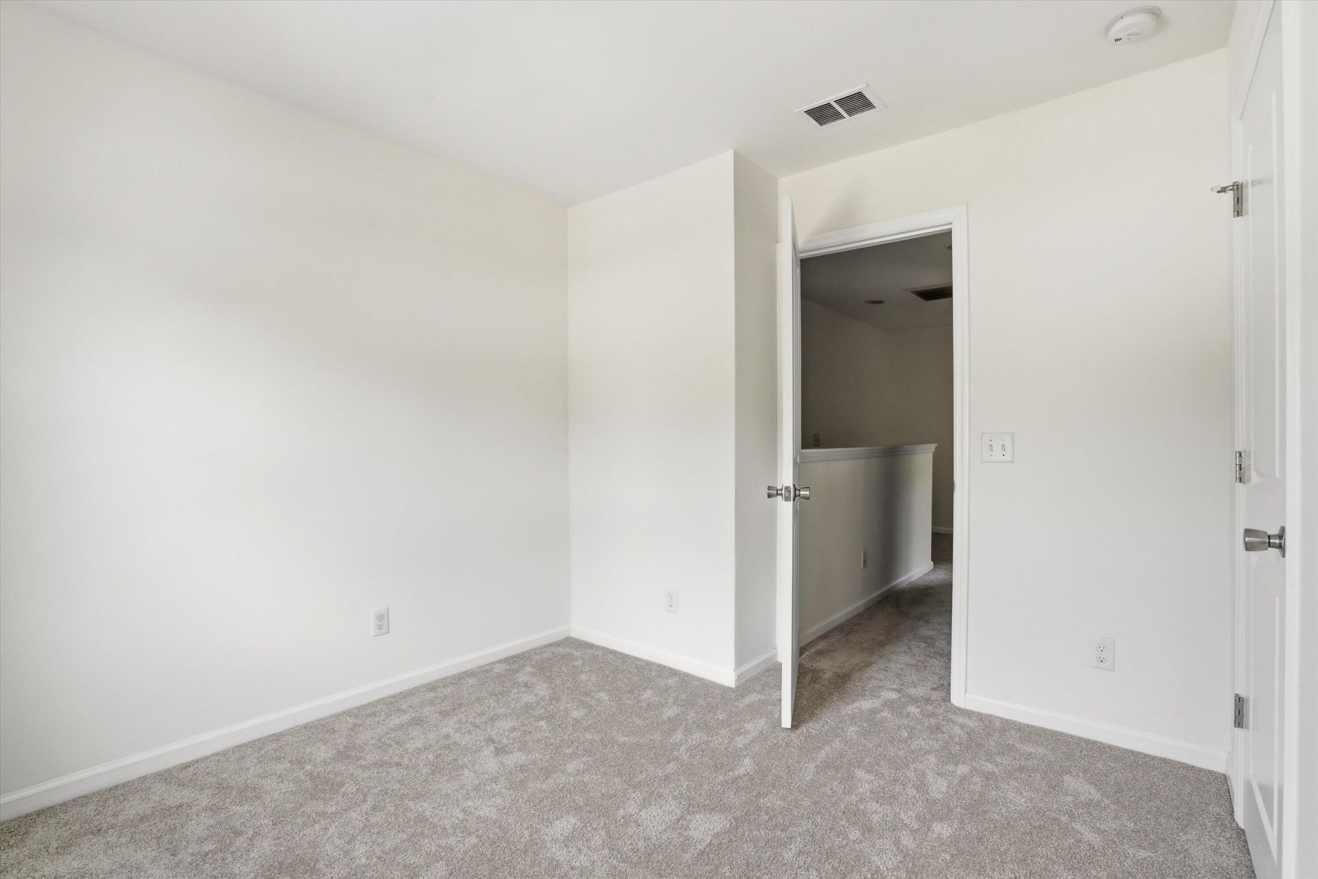 9060 Parlor Drive Photo 21
