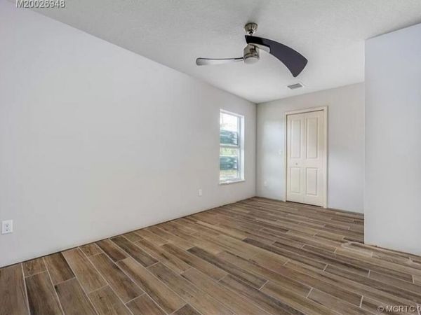 170 SW Pilsner Circle, Port St. Lucie, FL 34953