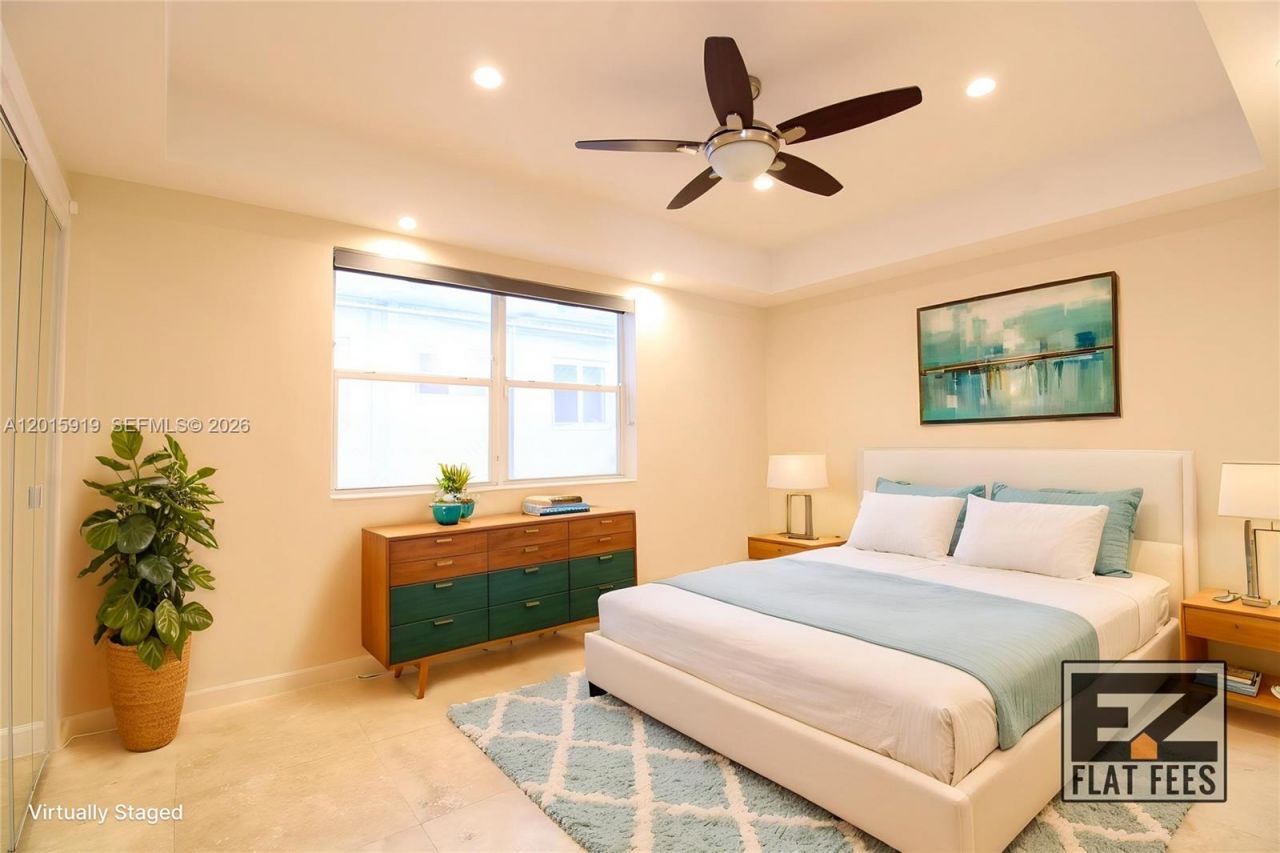 1239 Marseille Dr , Unit 2, Miami Beach, FL 33141 Photo