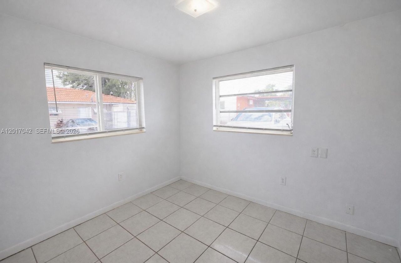 4381 W Flagler St, Unit 3, Miami, FL 33134 Photo