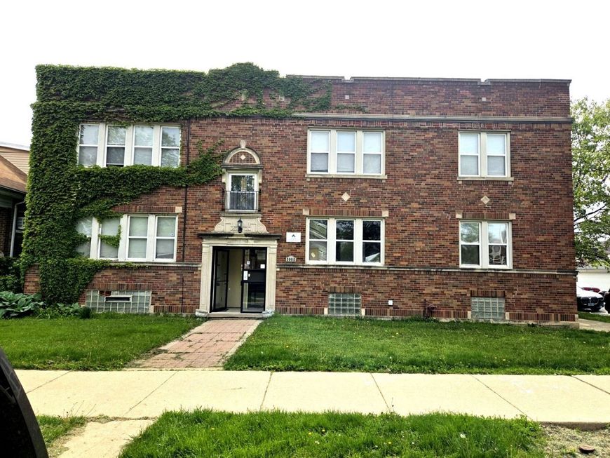 Main Photo