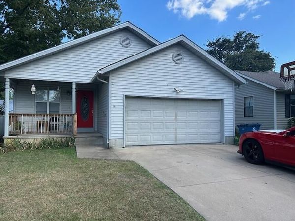 719 S Jefferson Avenue , Joplin, MO 64801