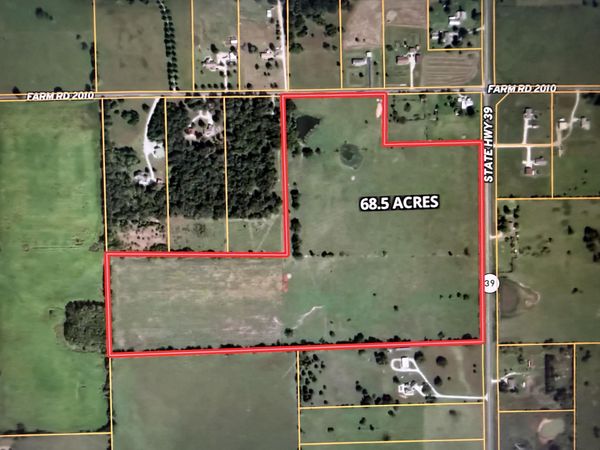 Xx State Highway 39 , Aurora, MO 65605