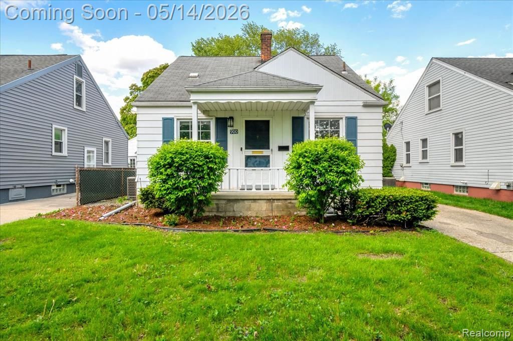 900 N Edison Avenue, Royal Oak, MI 48067 Main Photo