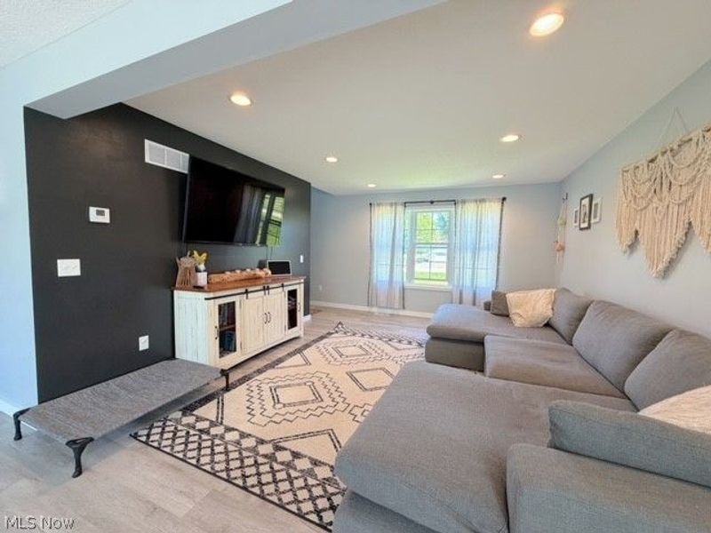 3052 Kerr Drive SE, New Philadelphia, OH 44663 Photo 6