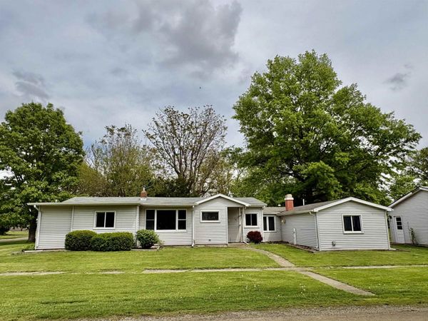 101 S Sheridan Street, LOSTANT, IL 61334