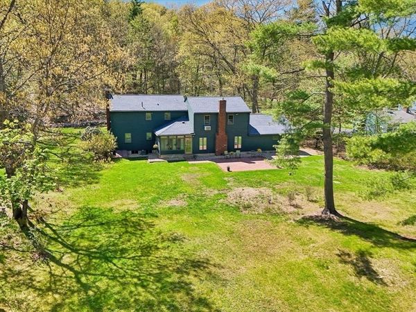 60 Wheeler Rd, Stow, MA 01775