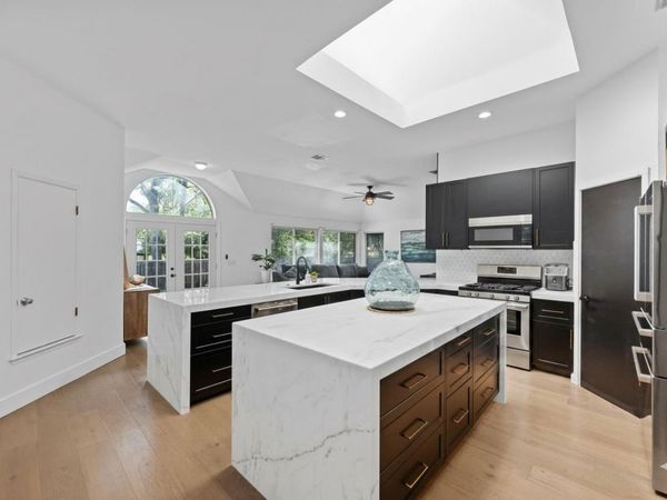 6435 Old Harbor LN, Austin, TX 78739