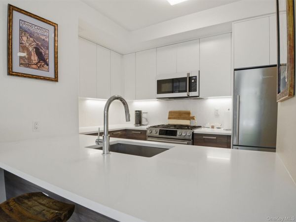 40 Pinehurst Avenue , Unit 2D, New York (Manhattan), NY 10033