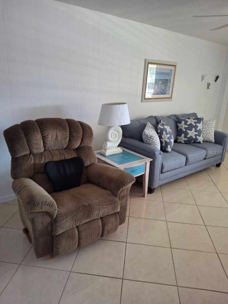 650 Pinellas Point Drive S, Unit 204, Saint Petersburg, FL 33705 Photo