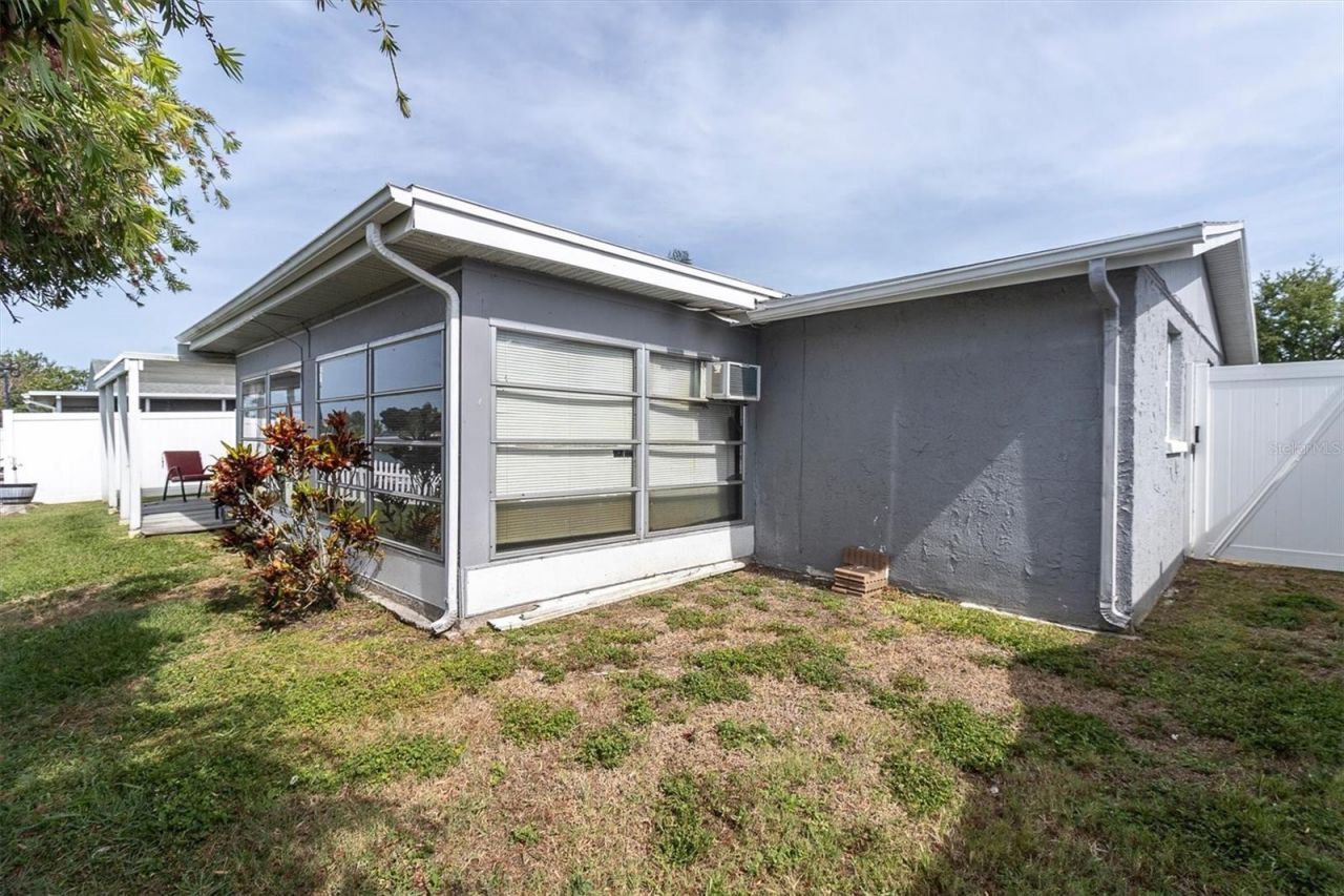 4230 Sunray Drive , Holiday, FL 34691 Photo