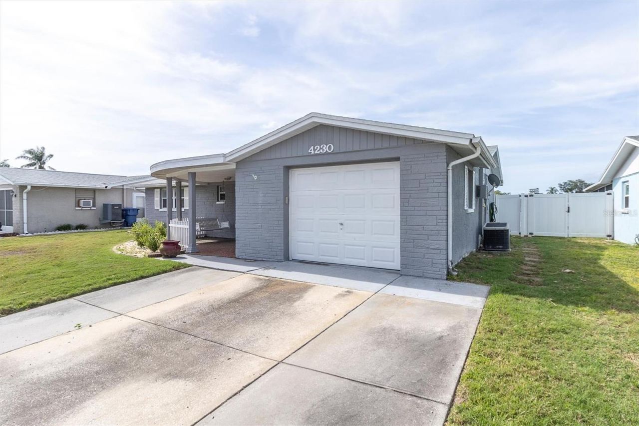 4230 Sunray Drive , Holiday, FL 34691 Photo