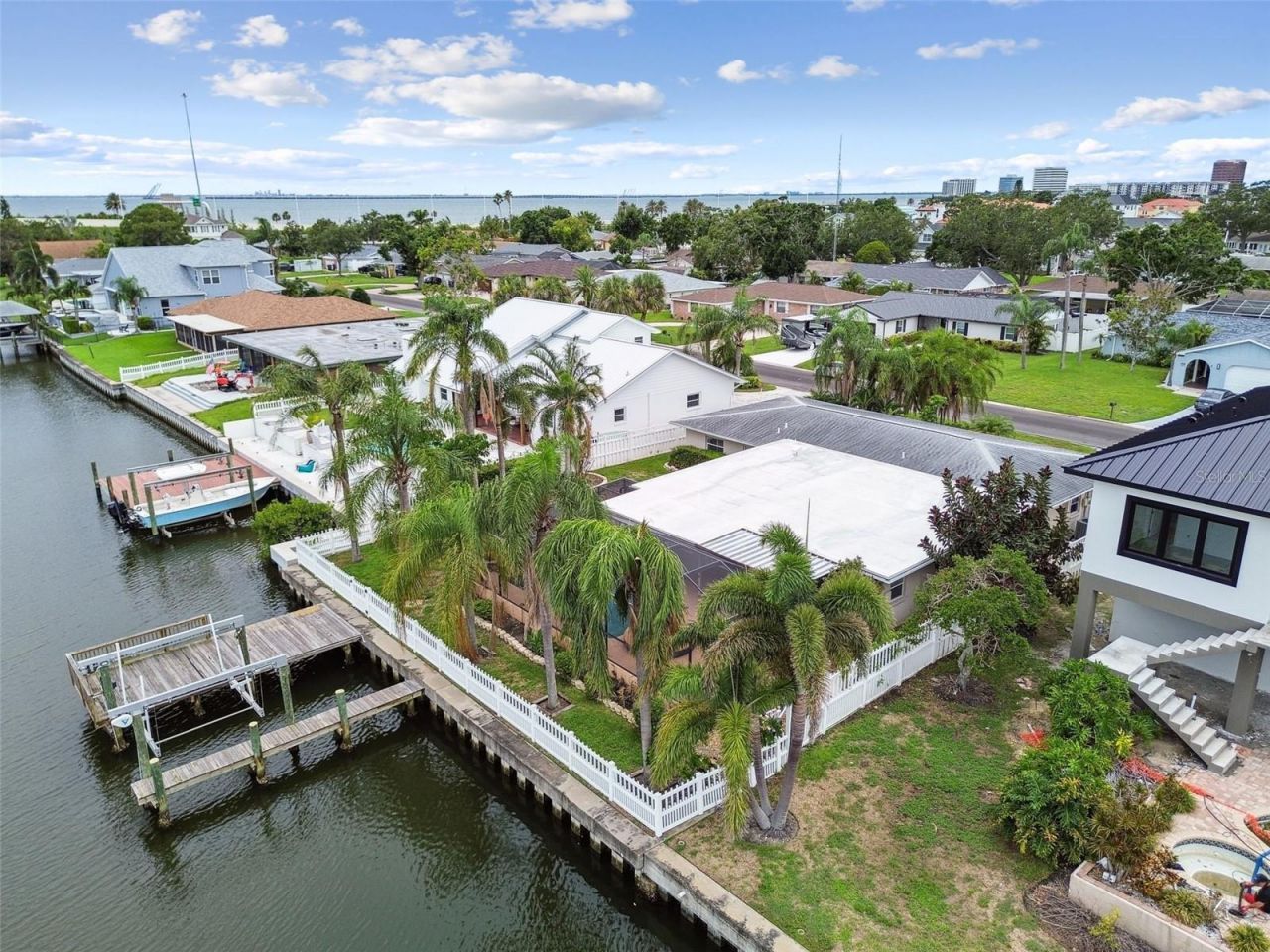 3921 E Eden Roc Circle, Tampa, FL 33634 Photo