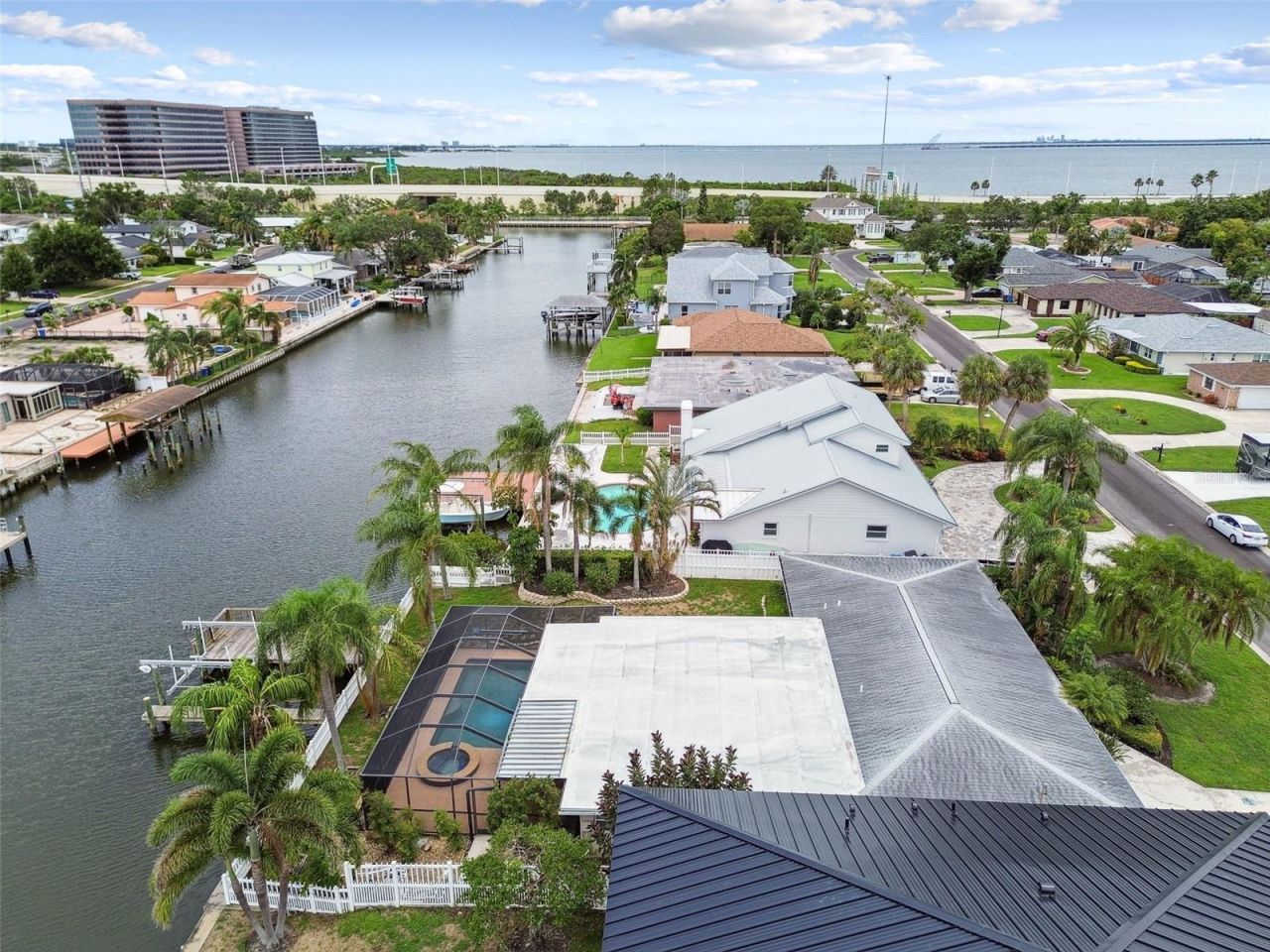 3921 E Eden Roc Circle, Tampa, FL 33634 Photo