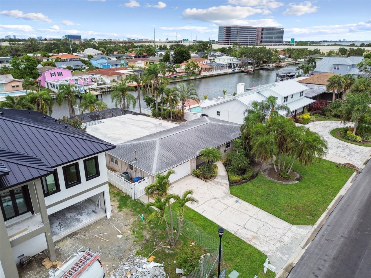 3921 E Eden Roc Circle, Tampa, FL 33634 Photo