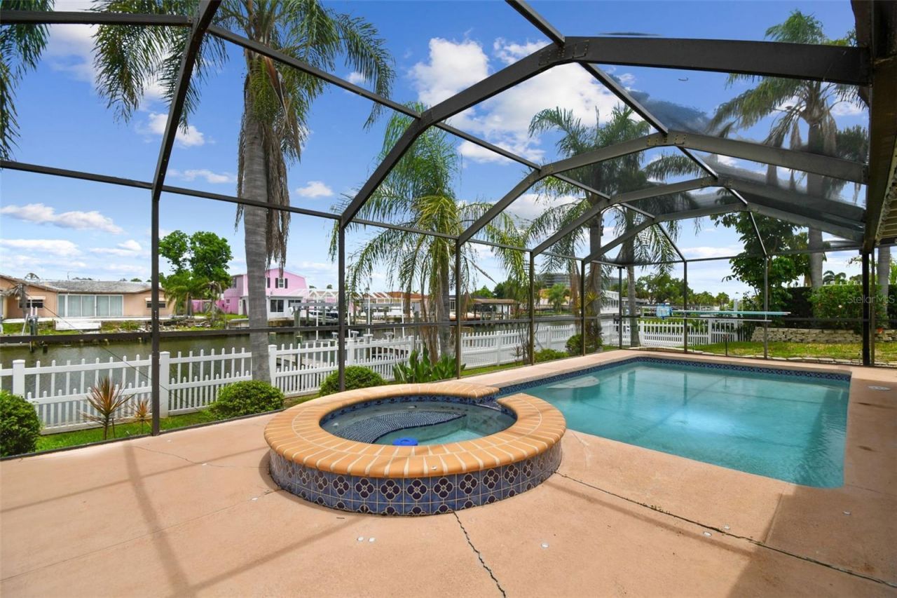 3921 E Eden Roc Circle, Tampa, FL 33634 Photo