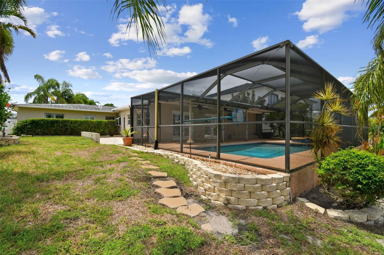 3921 E Eden Roc Circle, Tampa, FL 33634 Photo