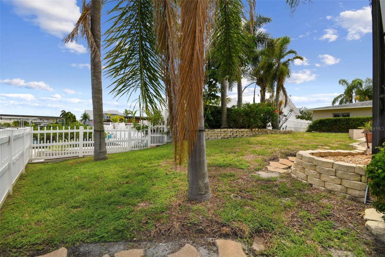 3921 E Eden Roc Circle, Tampa, FL 33634 Photo