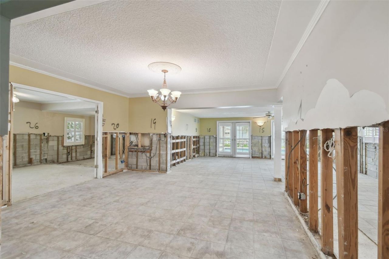 3921 E Eden Roc Circle, Tampa, FL 33634 Photo