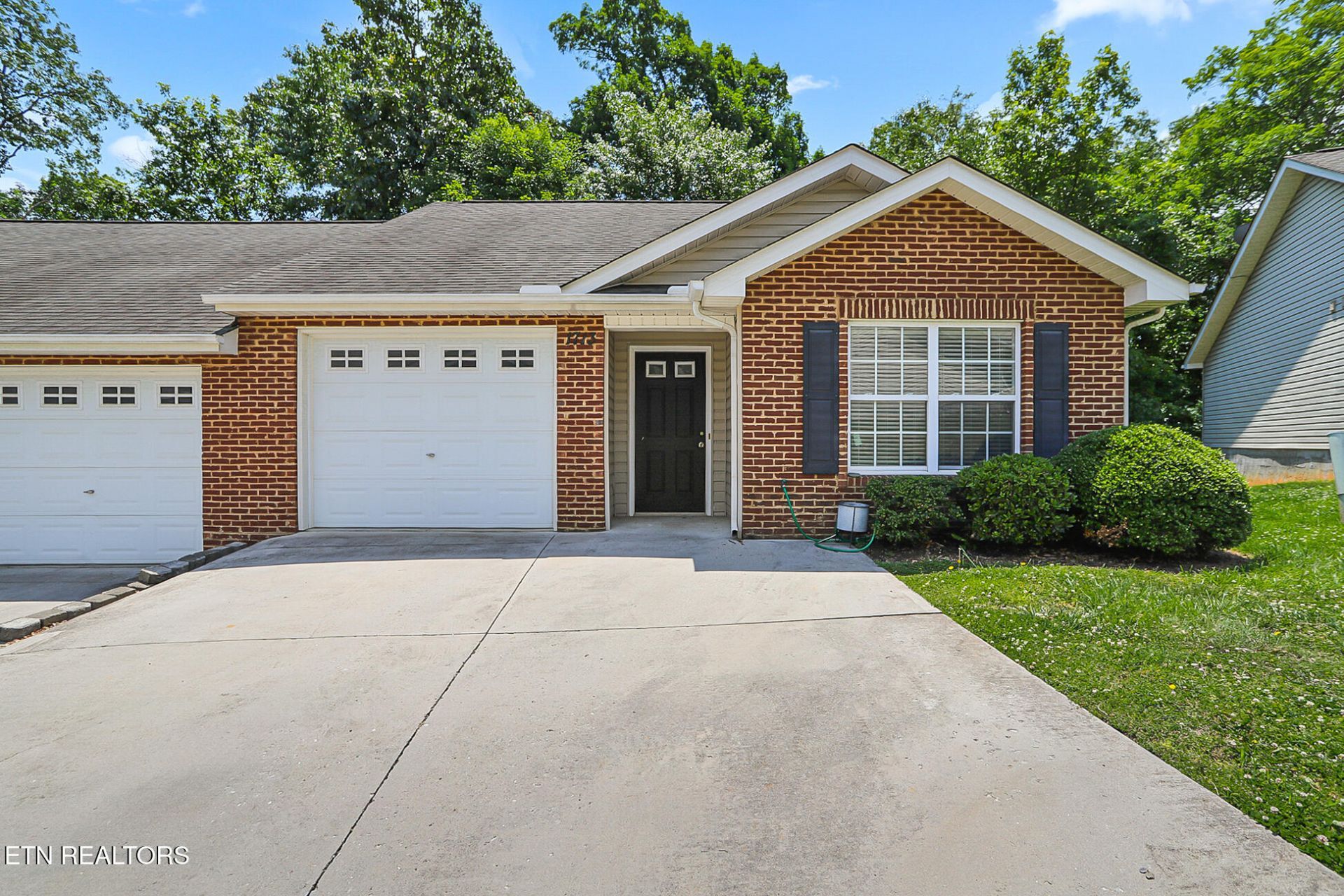 1713 City Dweller Way, Knoxville, TN 37921 Main Photo