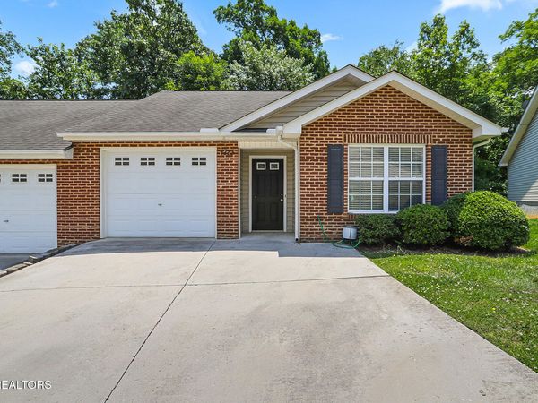 1713 City Dweller Way, Knoxville, TN 37921