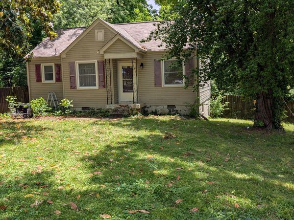 1215 Catina Dr , Nashville, TN 37217