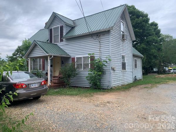 522 W Concord Street , Morganton, NC 28655