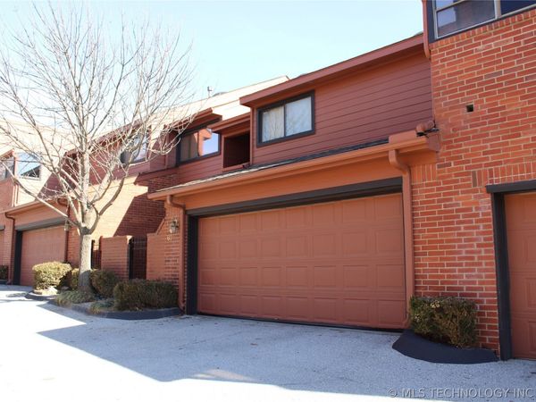 60 E Woodward Boulevard , Unit 60, Tulsa, OK 74114