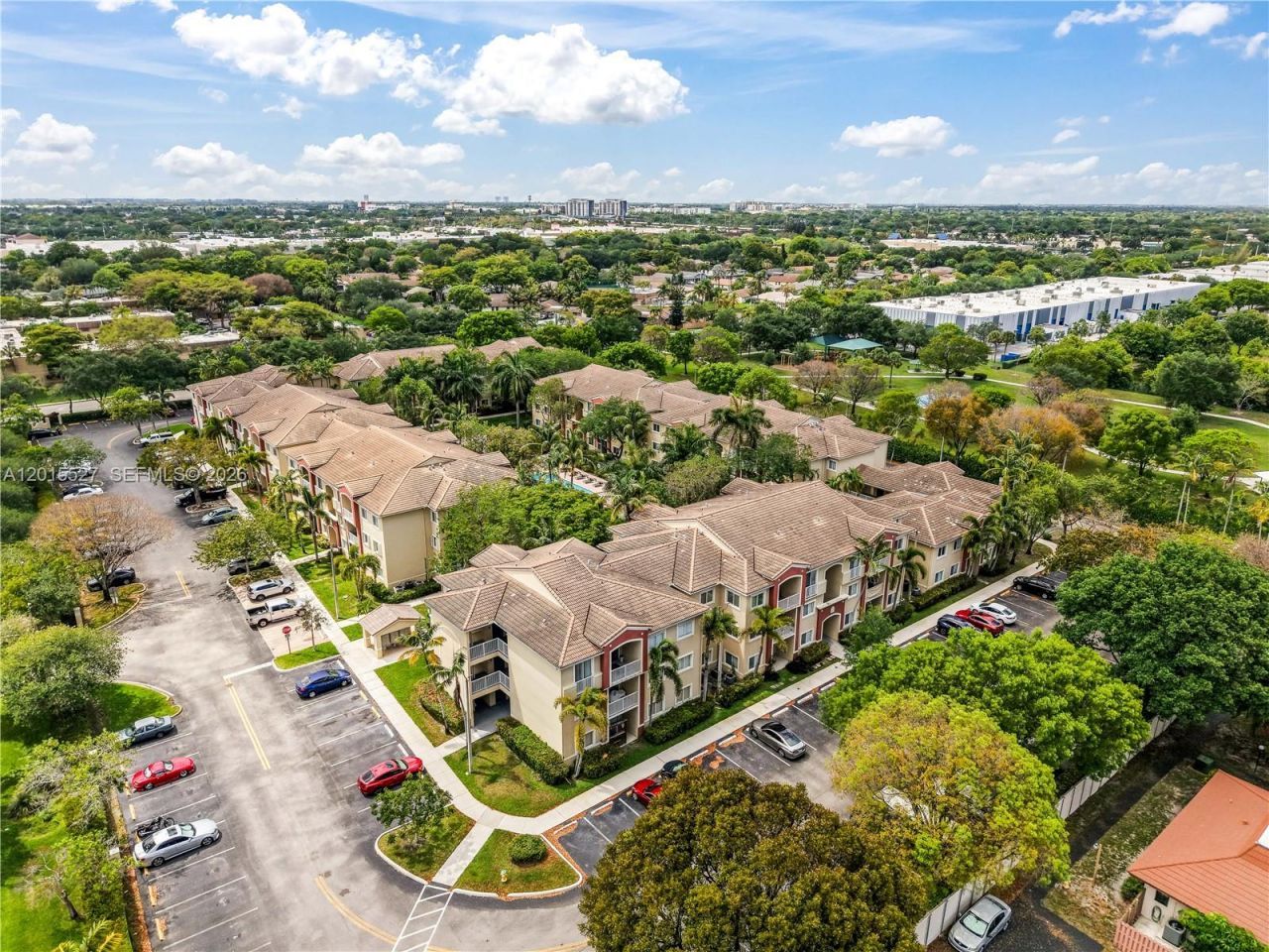 7085 Nova Dr, Unit 105, Davie, FL 33317 Photo