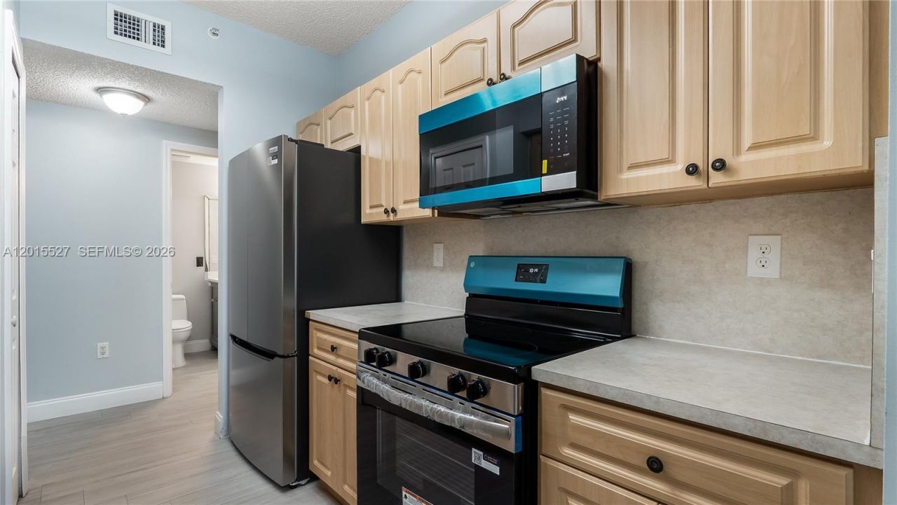 7085 Nova Dr, Unit 105, Davie, FL 33317 Photo