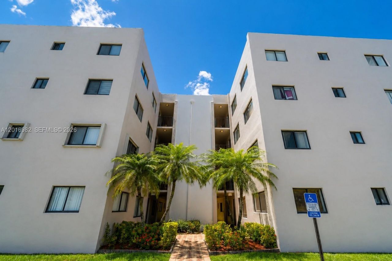 8400 SW 133rd Ave Rd, Unit 118, Miami, FL 33183 Photo