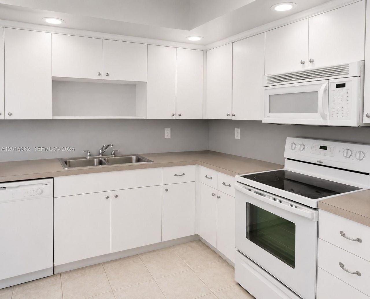 8400 SW 133rd Ave Rd, Unit 118, Miami, FL 33183 Photo