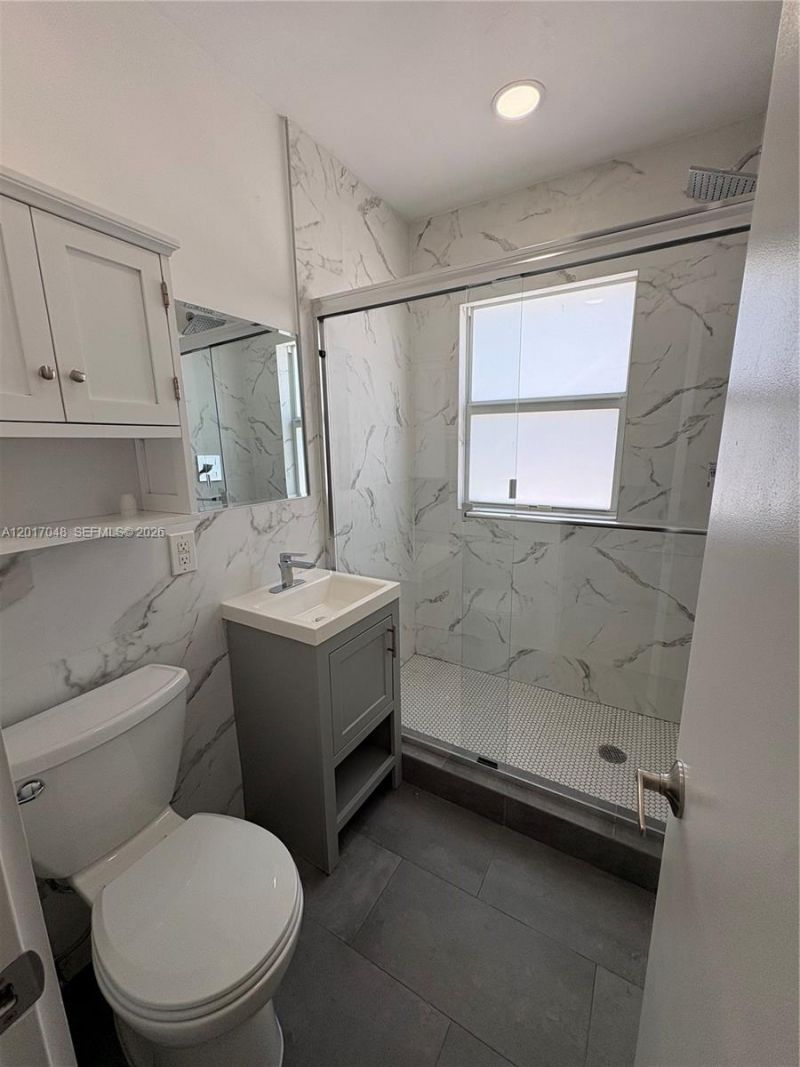 3237 SW 4th St , Unit 6, Miami, FL 33135 Photo