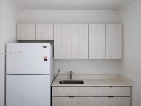 572 NE 67th St , Unit 5, Miami, FL 33138