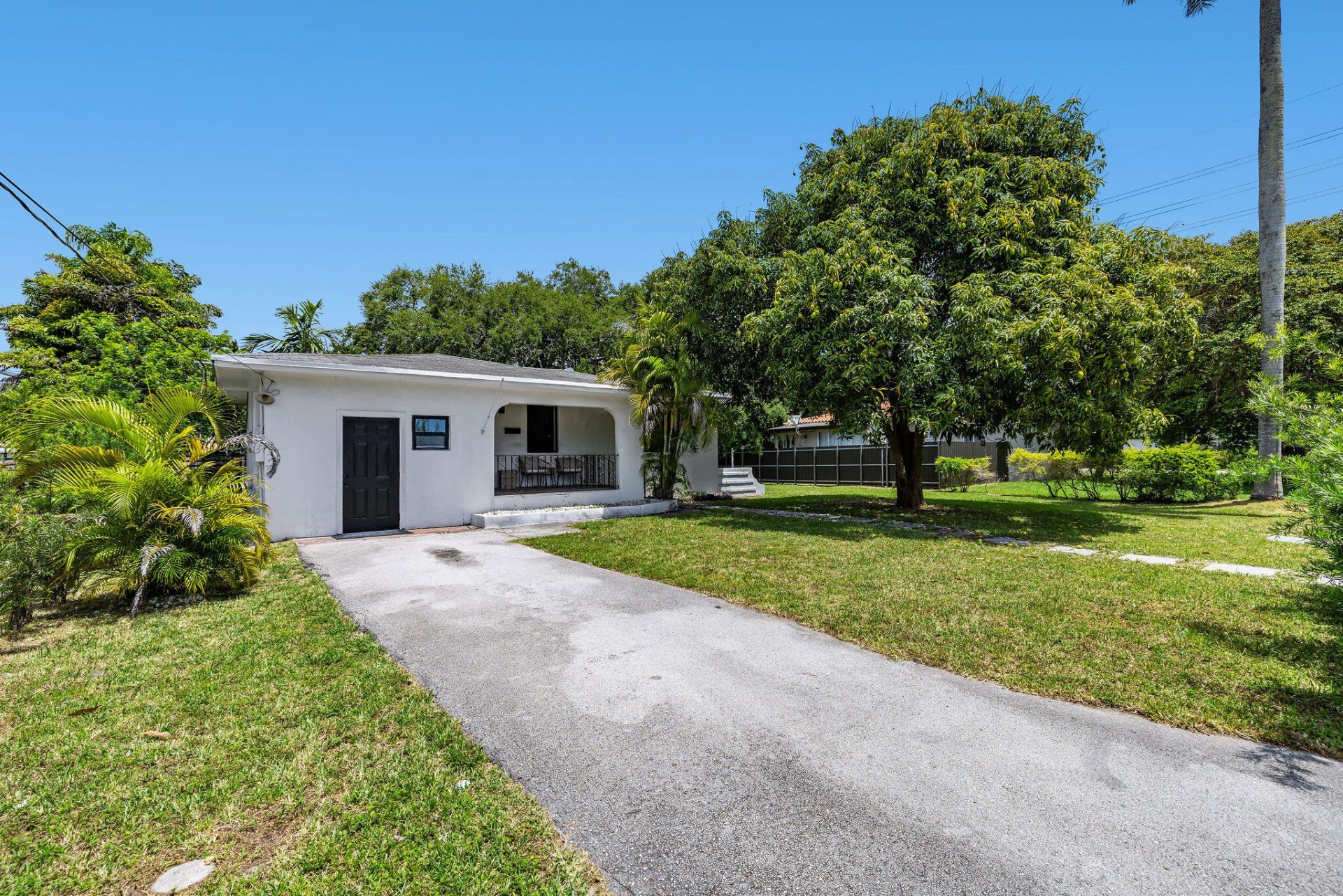 515 NW 88th Street, Unit 1, El Portal, FL 33150 Photo