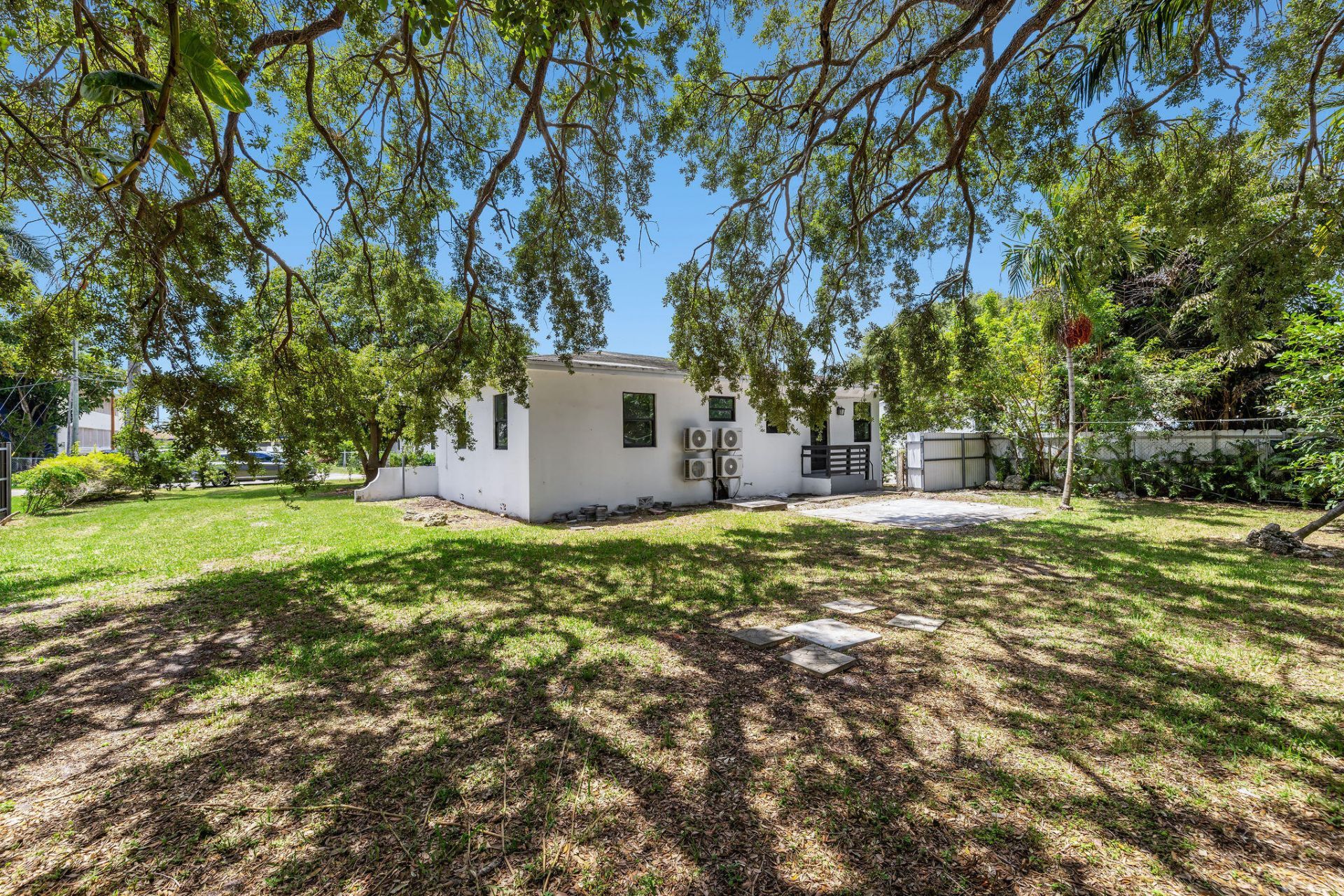 515 NW 88th Street, Unit 1, El Portal, FL 33150 Photo
