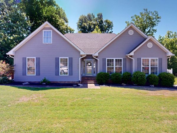 292 Auburn Avenue, Dyersburg, TN 38024