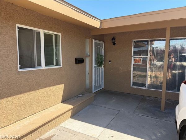 3013 Turquoise Road , Las Vegas, NV 89106