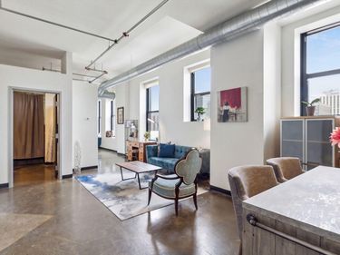 350 Saint Peter Street, Unit 1012, Saint Paul, MN 55102