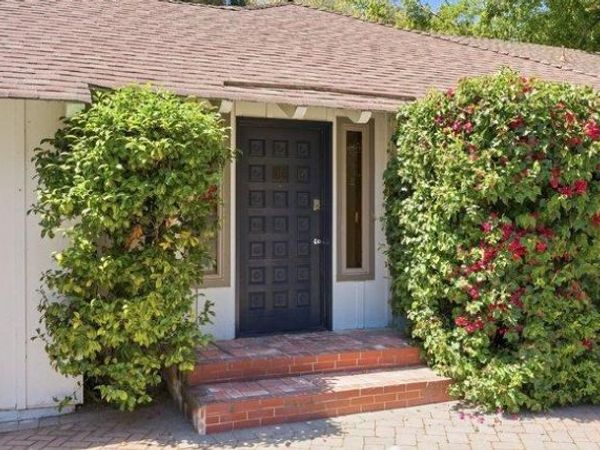 1875 University Avenue, Palo Alto, CA 94301