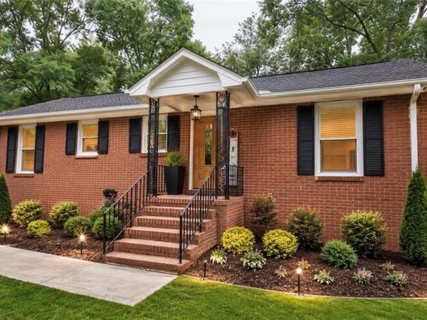 5566 Fisherman Court, Villa Rica, GA 30180