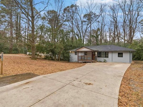2953 MEADOWVIEW Drive, Atlanta, GA 30316